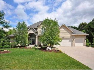 6643 Moorland Dr, Eden Prairie, MN 55346