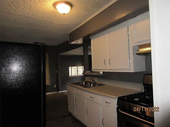 4th image of 8508 Lanewood Dr