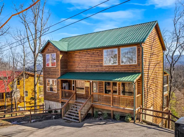 2136 E View Dr, Sevierville, TN 37876