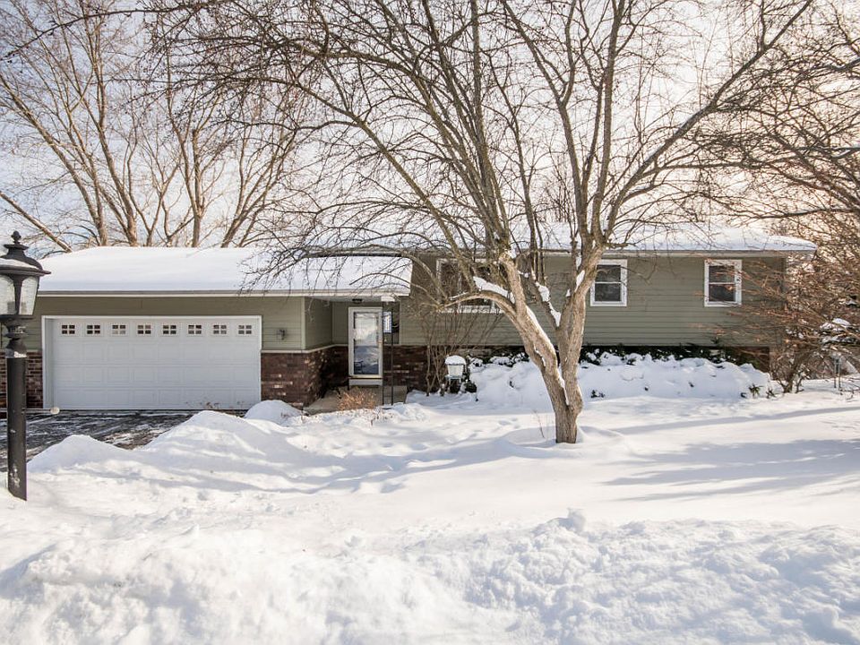1st image of 2111 Harris Highland Dr