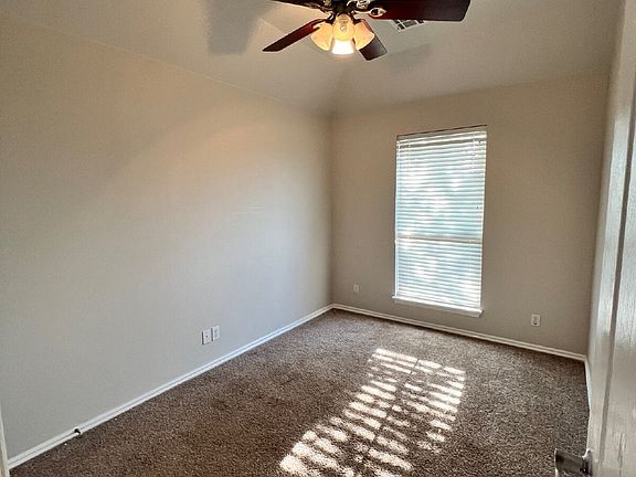 3rd image of 16617 Ventana Blvd