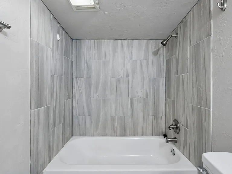 510 N Marshall Dr — Photo 21