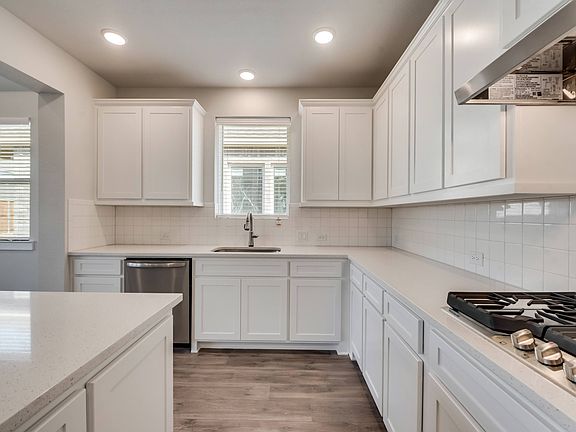 5th image of 6257 White Creek Dr