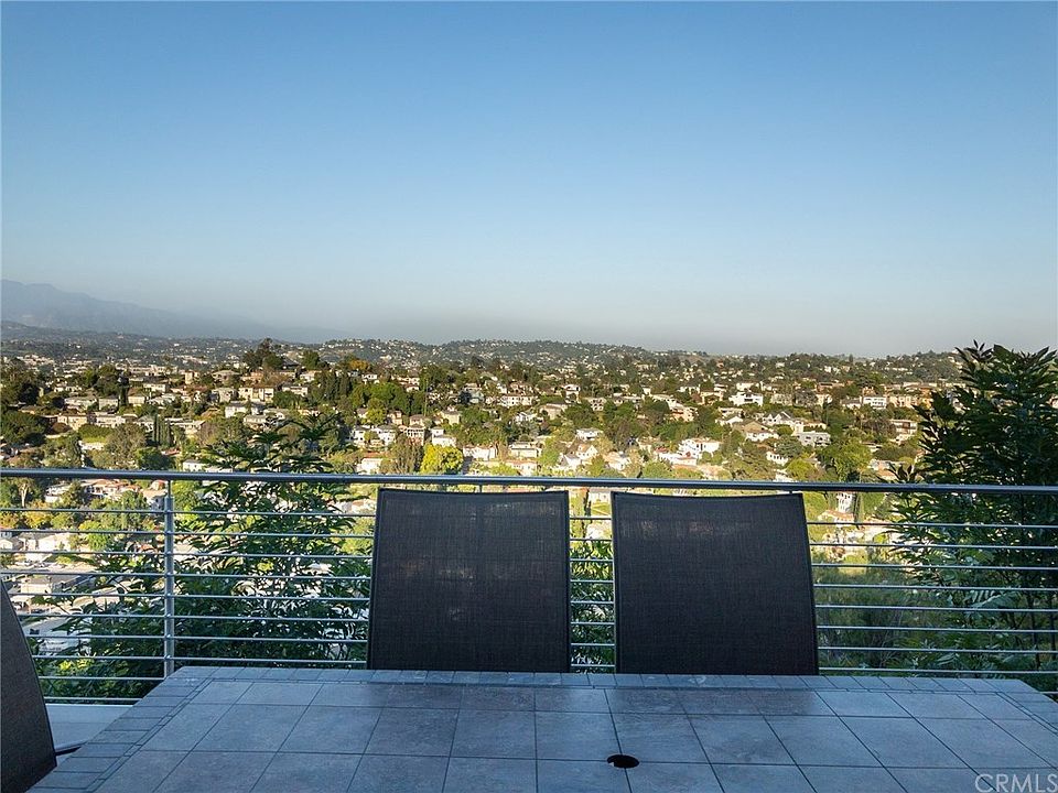 1st image of 2266 Ronda Vista Dr