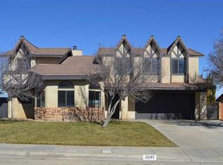 2245 Thomas Ave, Palmdale, CA 93550