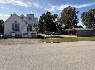 412 Maple St #1, Henderson, IA 51541