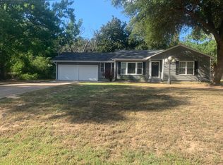 907 Mimosa Dr, Mineola, TX 75773