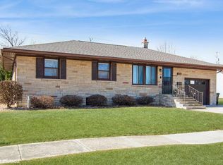 233 Grand Blvd, Mayville, WI