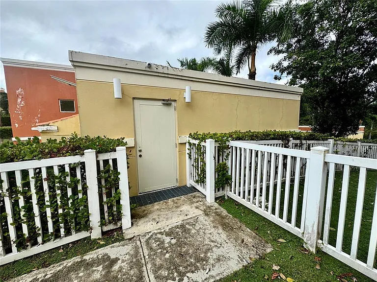 90 Candelero Dr #32 — Photo 18