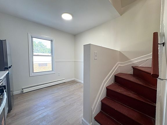 3rd image of 20 Princeton St #3