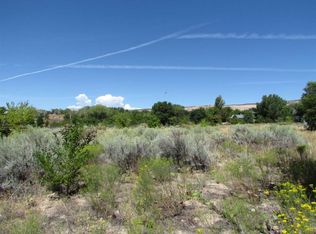 68 County Road 100, Chimayo, NM 87522