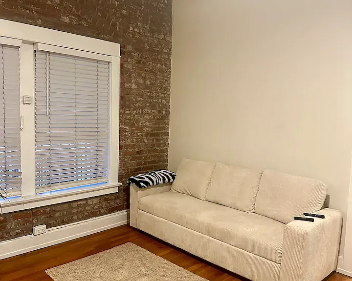 325 W 3rd St #106 — Photo 12