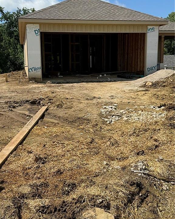 1st image of 442 Park Hill Dr