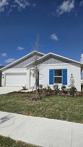 295 Artemis St Photo 1