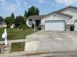 925 S Silkwood Cir, Ammon, ID 83406