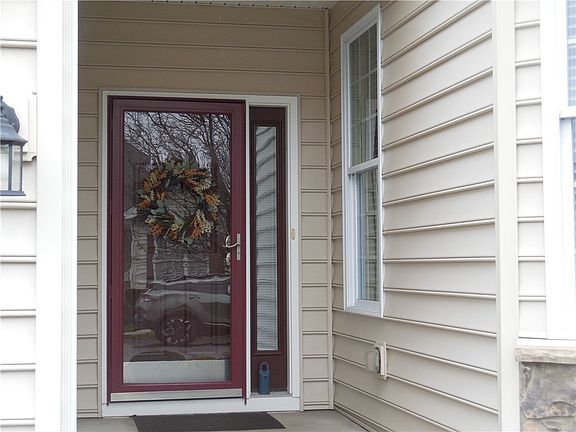 3rd image of 245 Patriot Ln