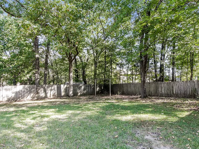 2234 Webbing Dr — Photo 17