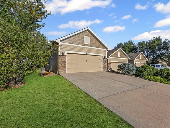 2nd image of 14816 Ashmont Ln