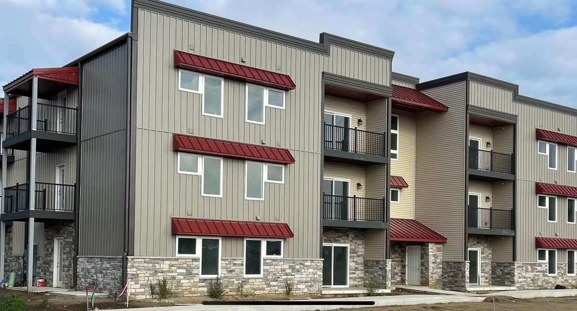 Del Mar Luxury Apartment Building