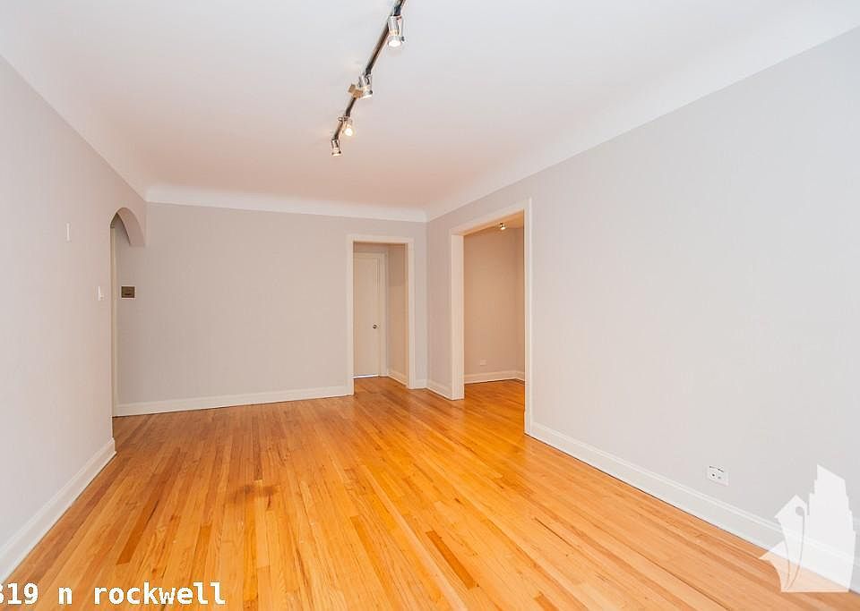 1st image of 2319 N Rockwell St #315