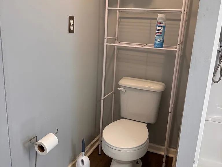2289 S Lake Dr — Photo 14