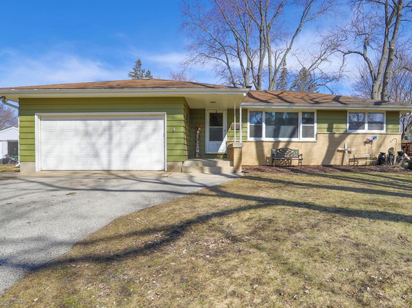 Kettle Moraine Ottawa Real Estate 4 Homes For Sale Zillow