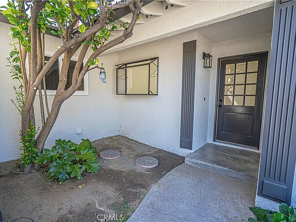 5th image of 22514 Los Tigres Dr