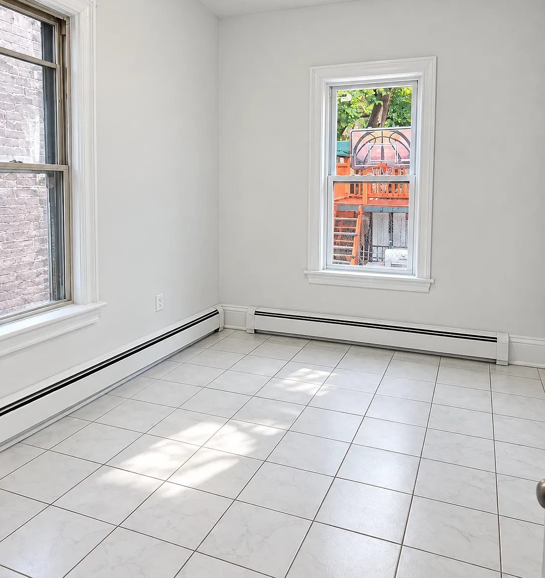 3 bed, $2,500 — Photo 4