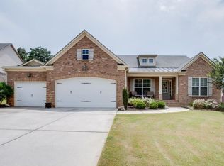 5314 Cedarbrooke Ln, Buford, GA 30518
