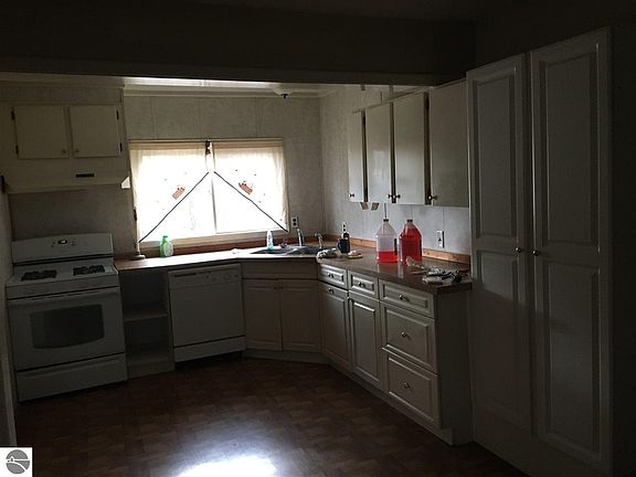 4th image of 5744 River Valley Dr