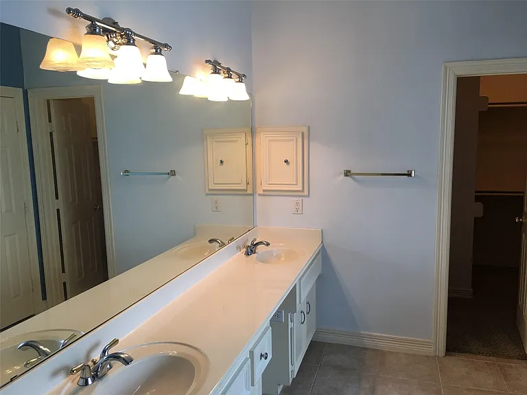 2627 Havencrest Dr — Photo 14