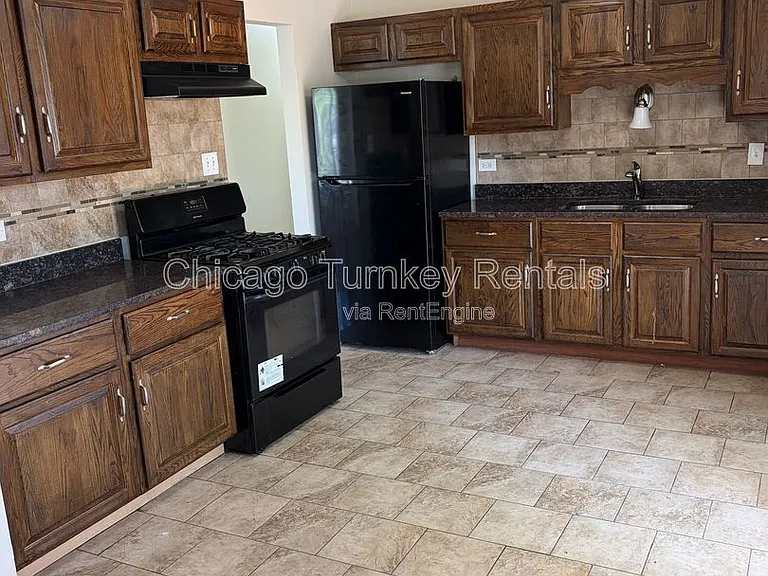 18960 Keeler Ave — Photo 6