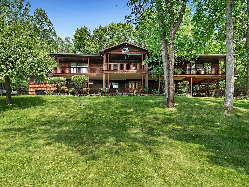 1st image of 6217 W Bluff Dr