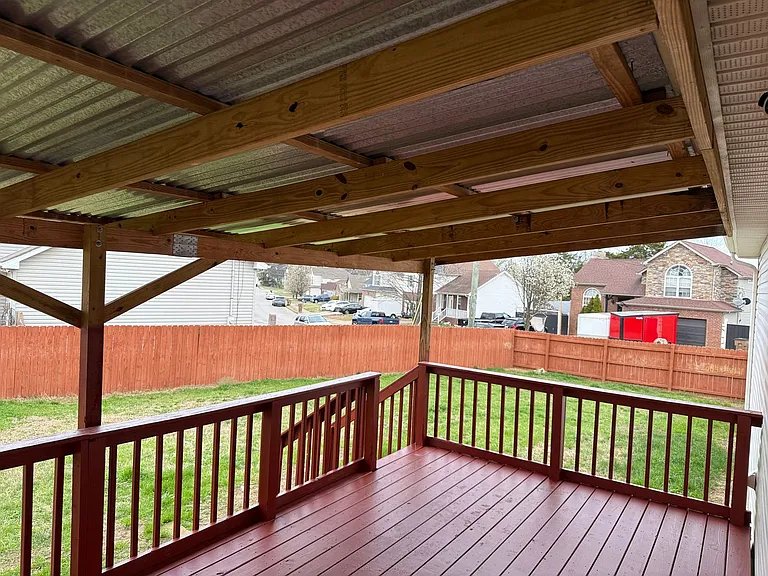 1900 Peaceful Brook Dr — Photo 15