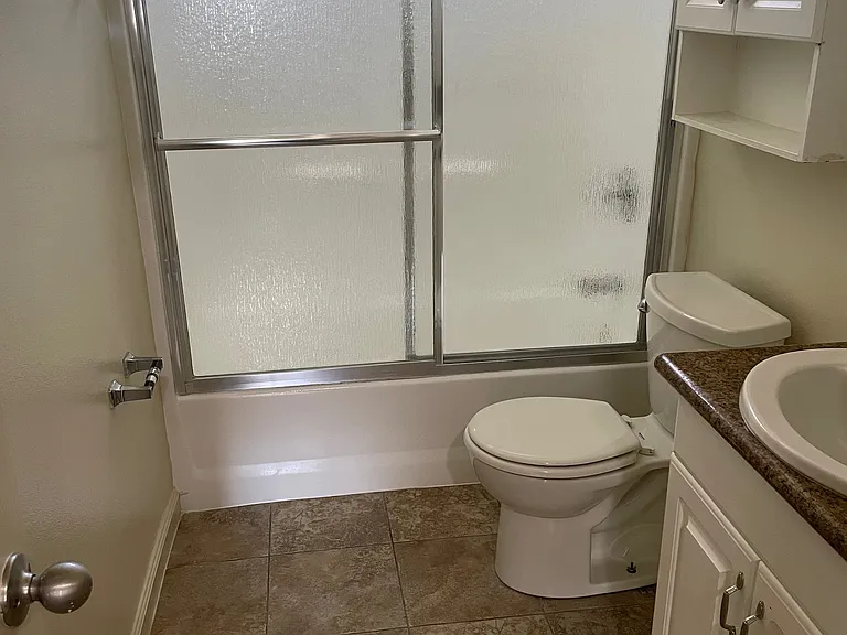 288 N Spruce Ave #71 — Photo 7