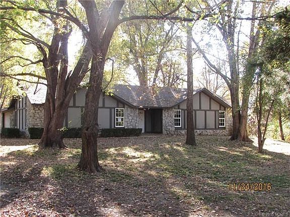 2nd image of 7474 E Greenway Dr