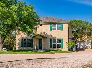 121 Connally Dr, Kerrville, TX 78028