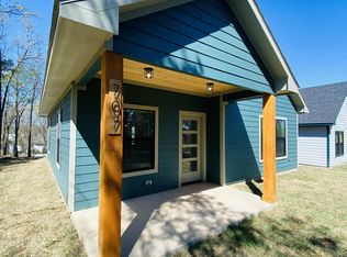 707 E Woodard St, Denison, TX 75021