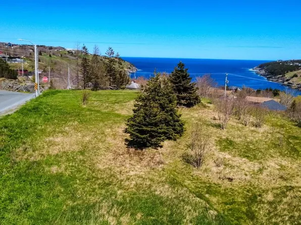 3 Evening's Path, Torbay, NL A1K1J4