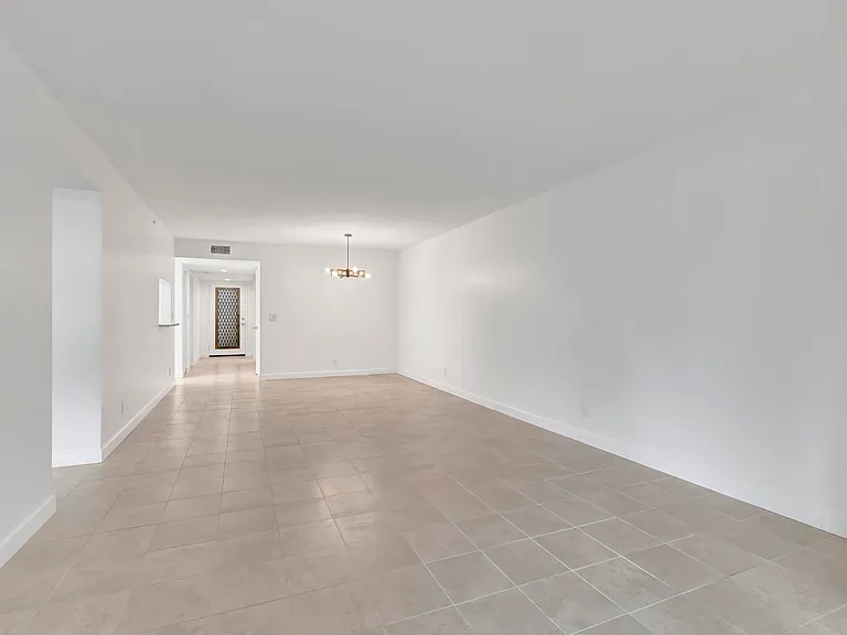 15364 Lakes Of Delray Blvd #45 — Photo 22