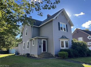 2018 W 10th St, Ashtabula, OH 44004