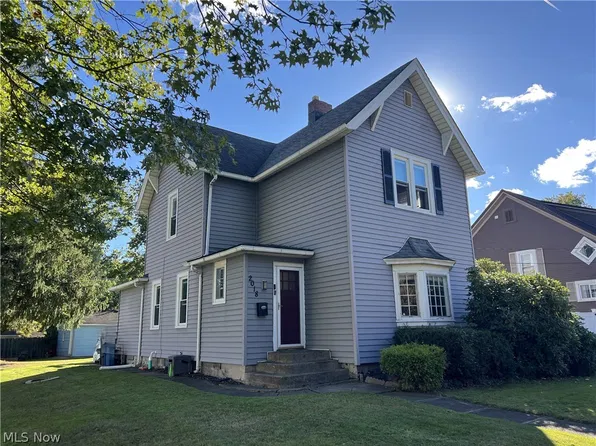2018 W 10th St, Ashtabula, OH 44004