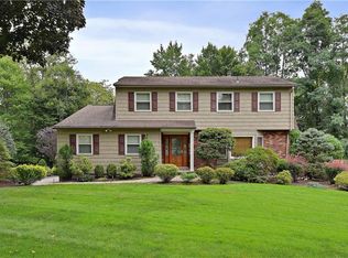 6 Blue Jay Cir, New City, NY 10956