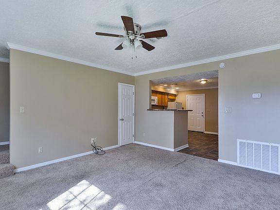 3rd image of 120 Moody St #B