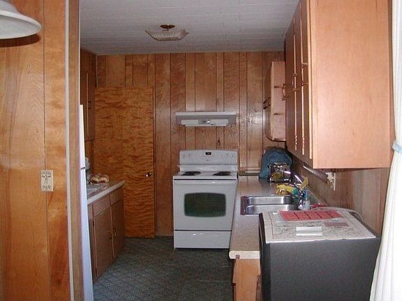4th image of 537 S Waupaca St