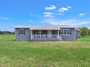 21397 Harrison Dr, Bedias, TX 77831