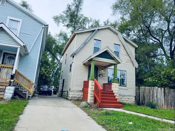 19369 Charest St, Detroit, MI 48234