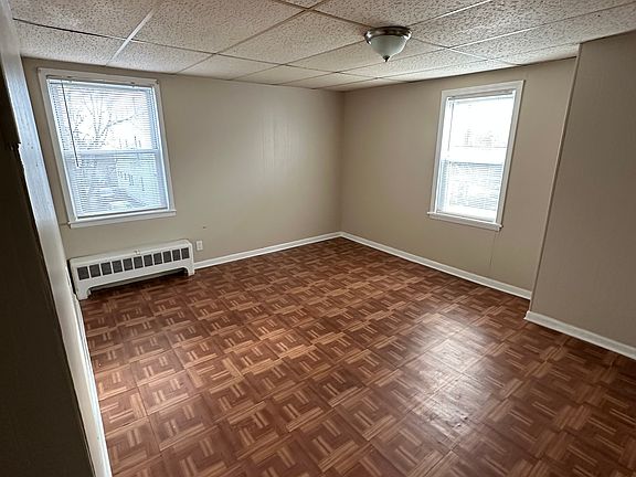 2nd image of 35 Cedar St #3