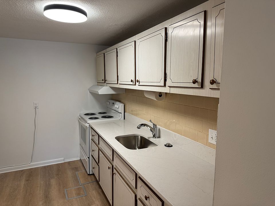Eat in Kitchen