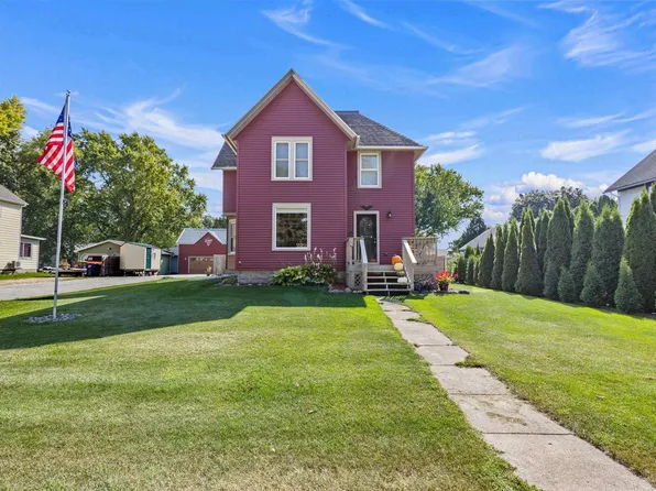 222 West Oak Grove Street, Juneau, WI 53039